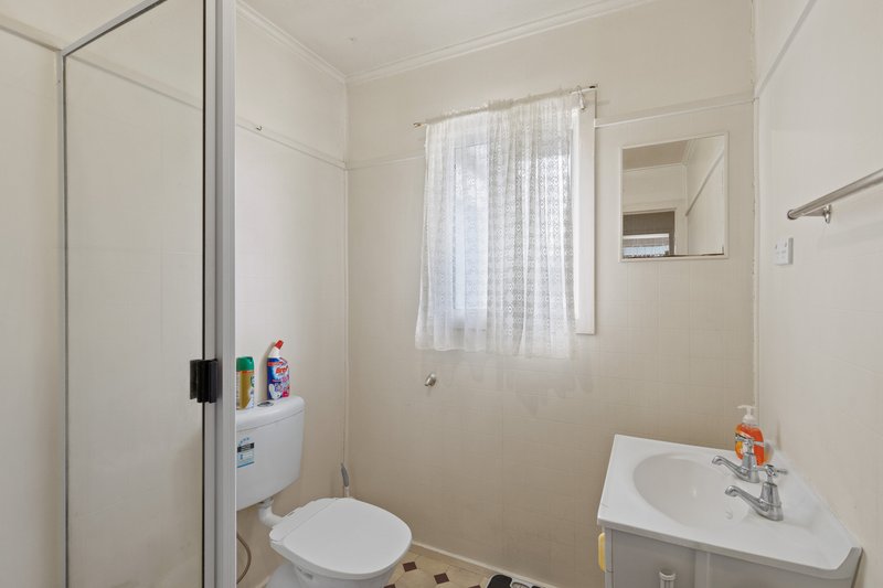 Photo - 1,2,3/39 Desmond Lane, Oakey QLD 4401 - Image 12