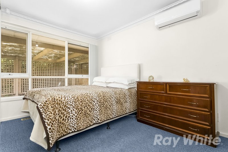 Photo - 1/235 Gladstone Road, Dandenong North VIC 3175 - Image 8