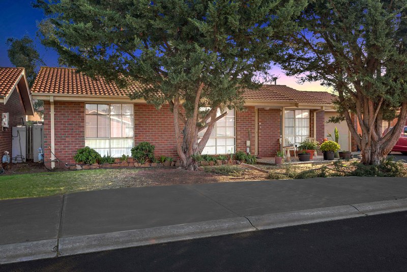 12/35 Wickham Street, Melton South VIC 3338