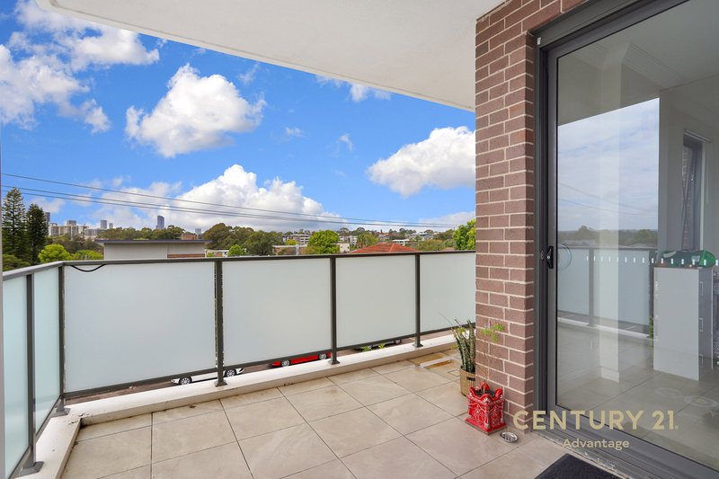 Photo - 12/36 Railway Street, Wentworthville NSW 2145 - Image 8