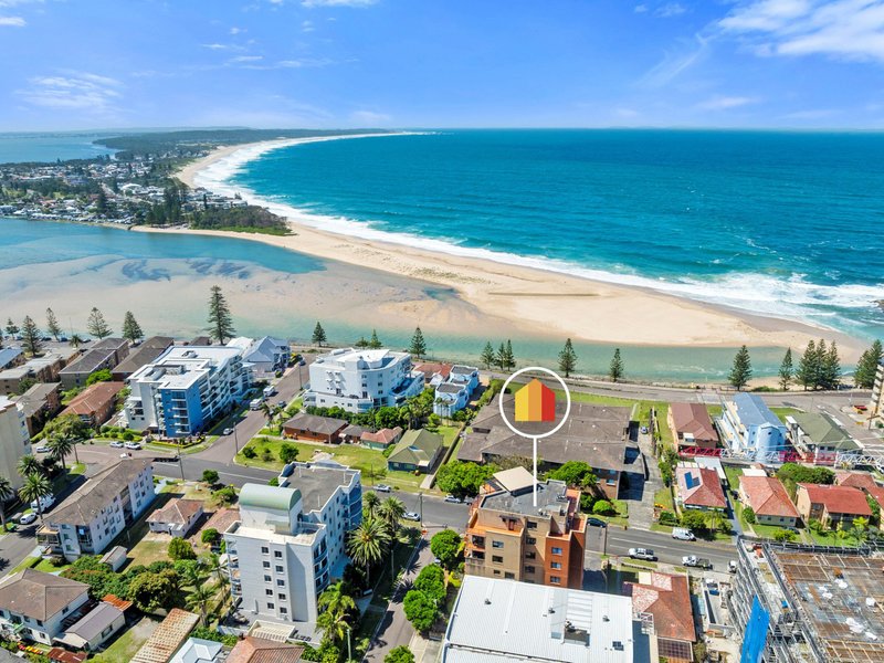 Photo - 12/37-39 Ocean Parade, The Entrance NSW 2261 - Image 1
