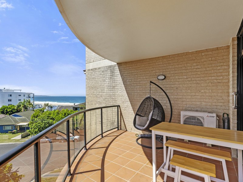 Photo - 12/37-39 Ocean Parade, The Entrance NSW 2261 - Image 3