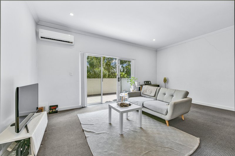 Photo - 12/37-45 Brickworks Drive, Holroyd NSW 2142 - Image 3