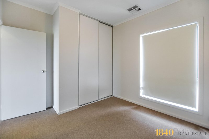 Photo - 12/38-42 Metro Parade, Mawson Lakes SA 5095 - Image 5