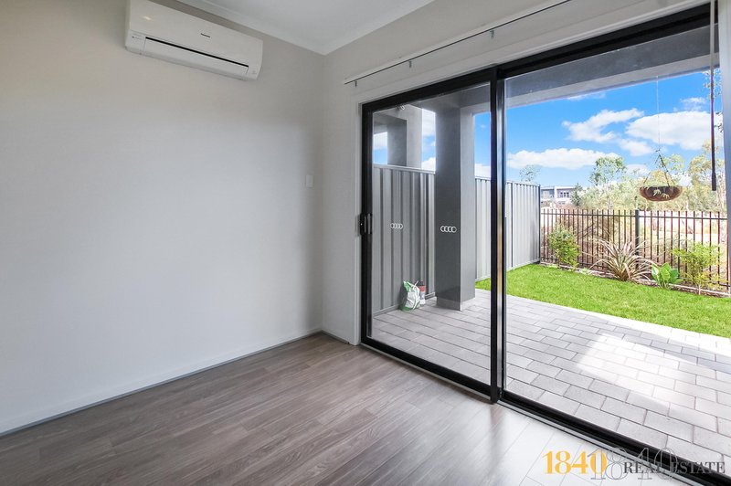 Photo - 12/38-42 Metro Parade, Mawson Lakes SA 5095 - Image 6