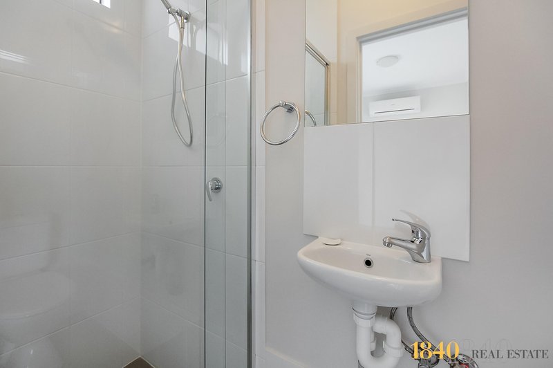 Photo - 12/38-42 Metro Parade, Mawson Lakes SA 5095 - Image 7