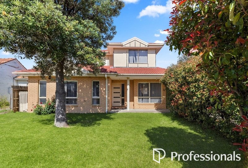 Photo - 1+2/38 Koonawarra Street, Clayton VIC 3168 - Image 1