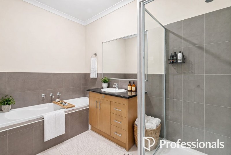 Photo - 1+2/38 Koonawarra Street, Clayton VIC 3168 - Image 7