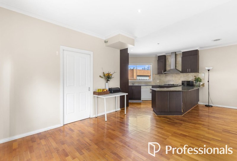 Photo - 1+2/38 Koonawarra Street, Clayton VIC 3168 - Image 10