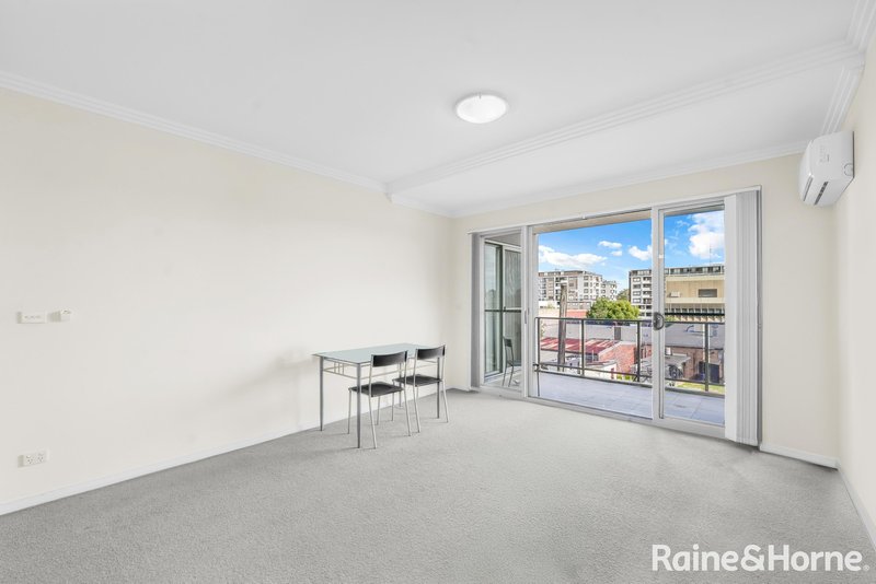 Photo - 12/39-41 Gidley Street, St Marys NSW 2760 - Image 3