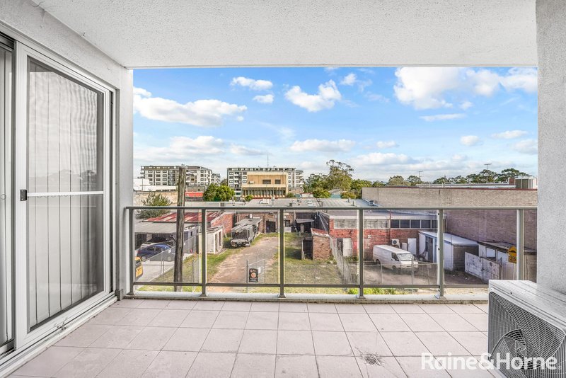 Photo - 12/39-41 Gidley Street, St Marys NSW 2760 - Image 9