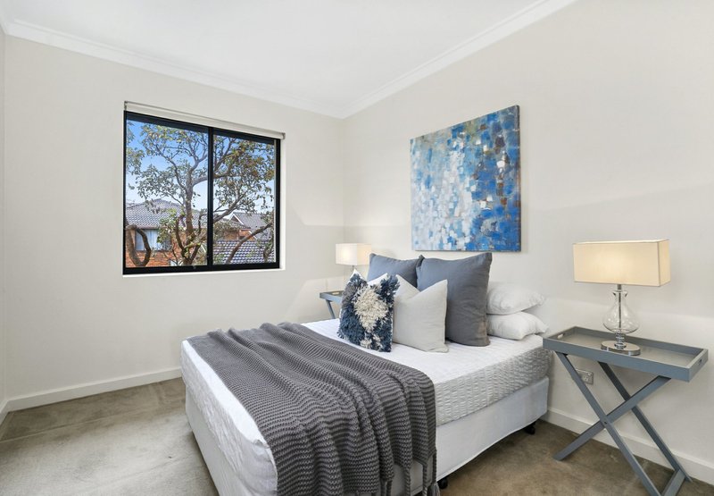 Photo - 12/39-41 Lagoon Street, Narrabeen NSW 2101 - Image 6