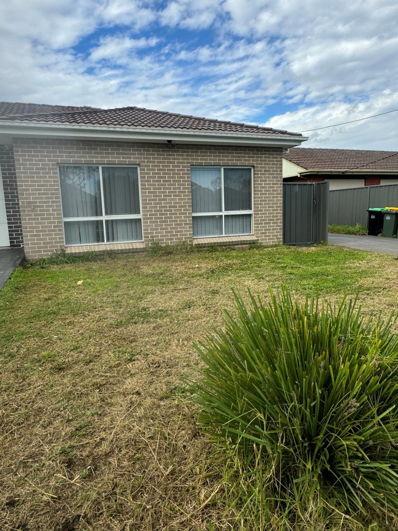 123A King Road, Fairfield West NSW 2165