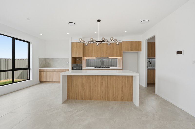 Photo - 123B Shetland Street, Box Hill NSW 2765 - Image 2