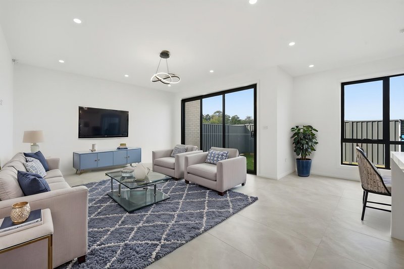 Photo - 123B Shetland Street, Box Hill NSW 2765 - Image 5
