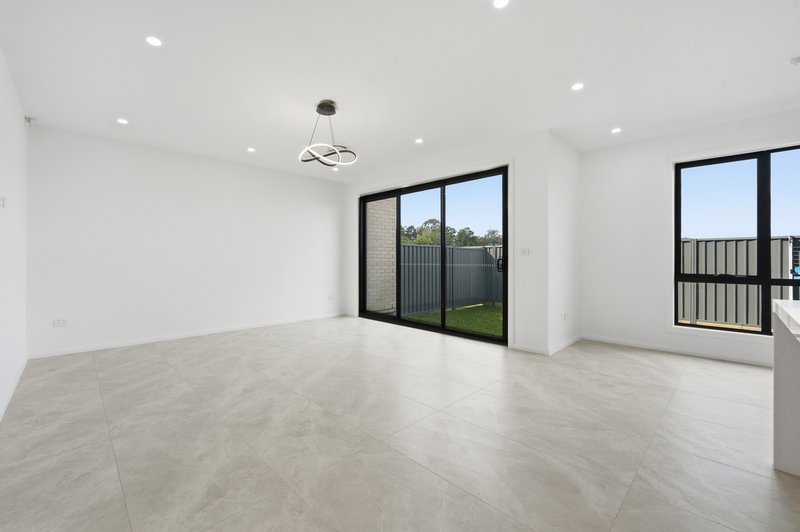 Photo - 123B Shetland Street, Box Hill NSW 2765 - Image 13