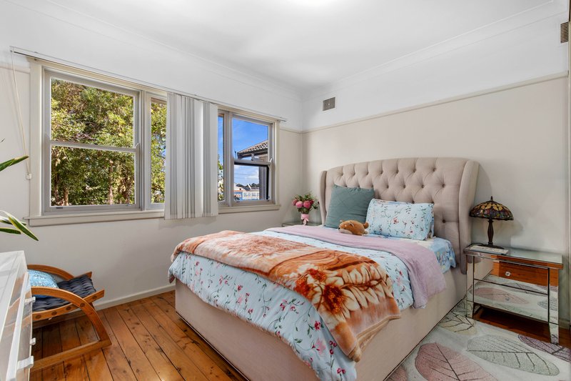 Photo - 124 & 124A Boundary Road, Peakhurst NSW 2210 - Image 7
