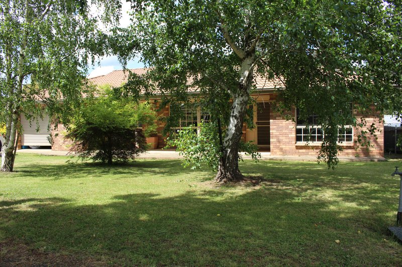 124-126 Albury Street, Tumbarumba NSW 2653