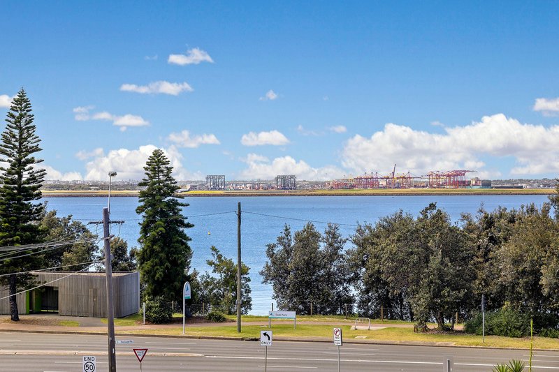 Photo - 12/4-8 Bruce Street, Brighton-Le-Sands NSW 2216 - Image 2