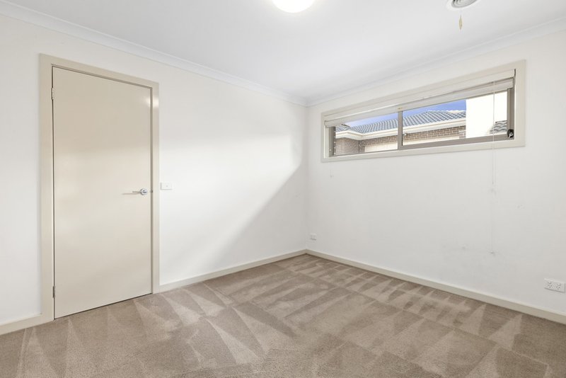 Photo - 1/24 Adrian Street, Chadstone VIC 3148 - Image 6