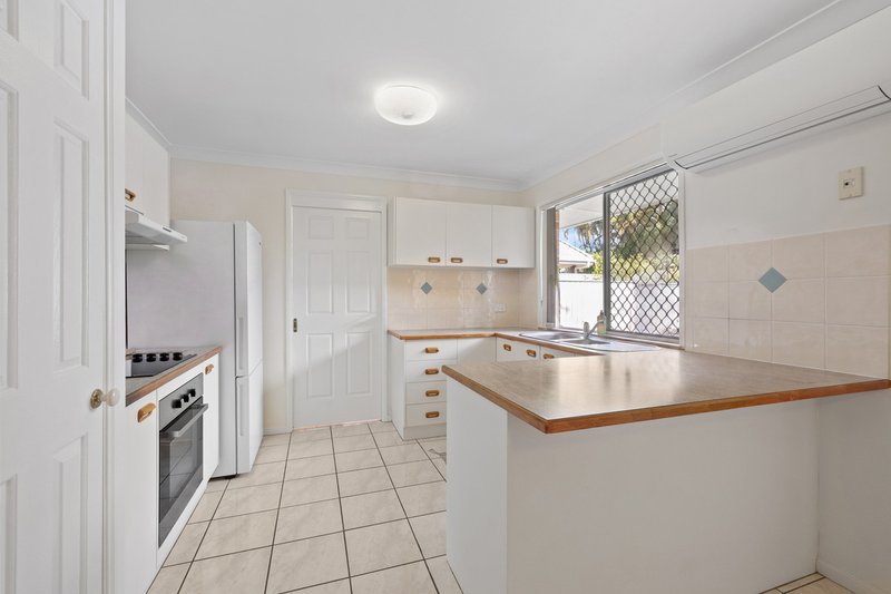 Photo - 1/24 Alarna Street, Victoria Point QLD 4165 - Image 5
