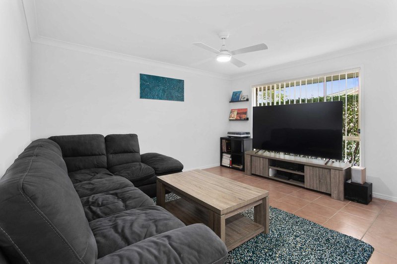 Photo - 1/24 Ardisia Court, Burleigh Heads QLD 4220 - Image 4