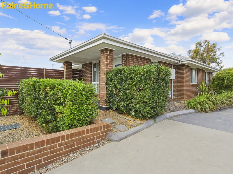 1/24 Brisbane Street, Oxley Park NSW 2760