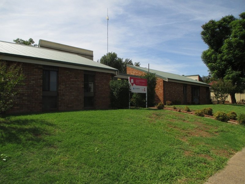 Photo - 124 Carthage St , Tamworth NSW 2340 - Image 6