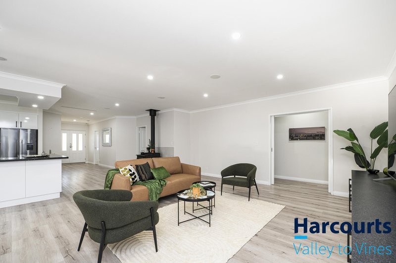Photo - 124 Charlottes Vista, Ellenbrook WA 6069 - Image 19