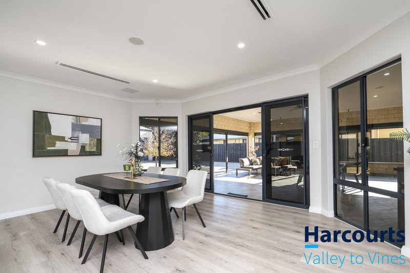 Photo - 124 Charlottes Vista, Ellenbrook WA 6069 - Image 20