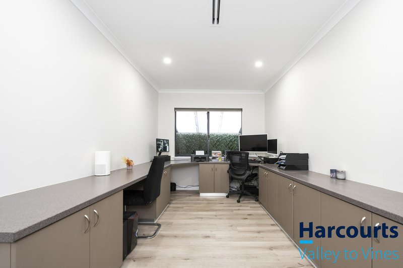 Photo - 124 Charlottes Vista, Ellenbrook WA 6069 - Image 31