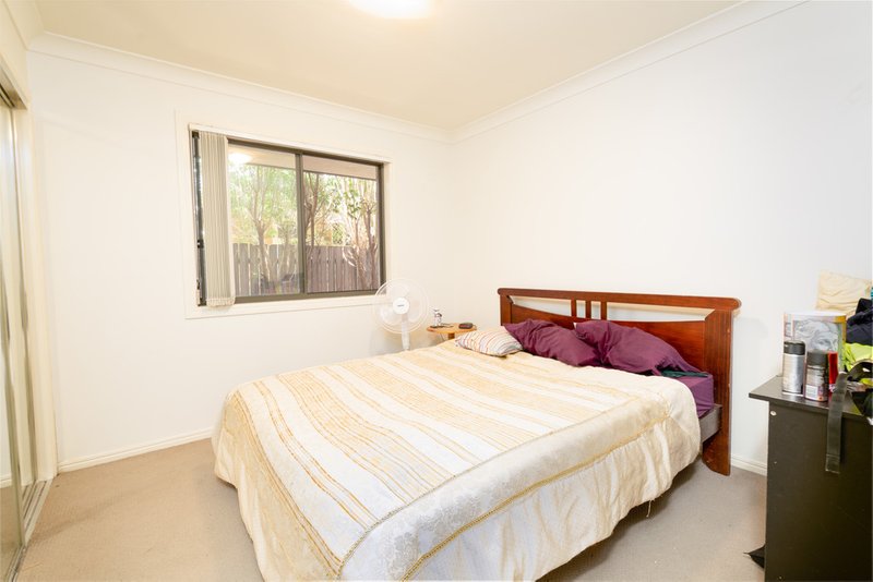 Photo - 1/24 Christine Street, North Booval QLD 4304 - Image 10