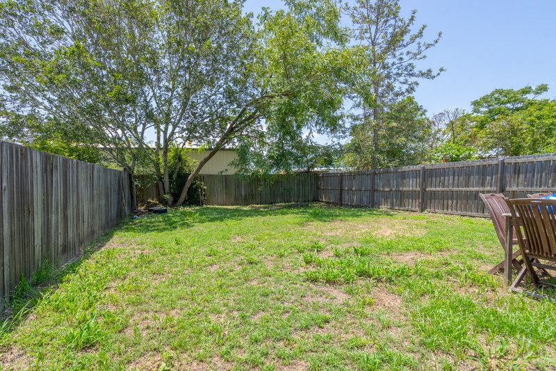 Photo - 1/24 Christine Street, North Booval QLD 4304 - Image 11