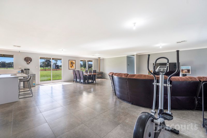 Photo - 124 Clifton Road, Yarloop WA 6218 - Image 8