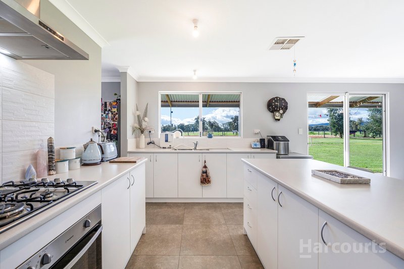 Photo - 124 Clifton Road, Yarloop WA 6218 - Image 12