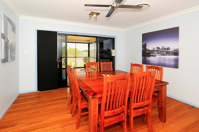 Photo - 124 Constance Avenue, Rockyview QLD 4701 - Image 4