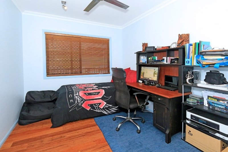 Photo - 124 Constance Avenue, Rockyview QLD 4701 - Image 10