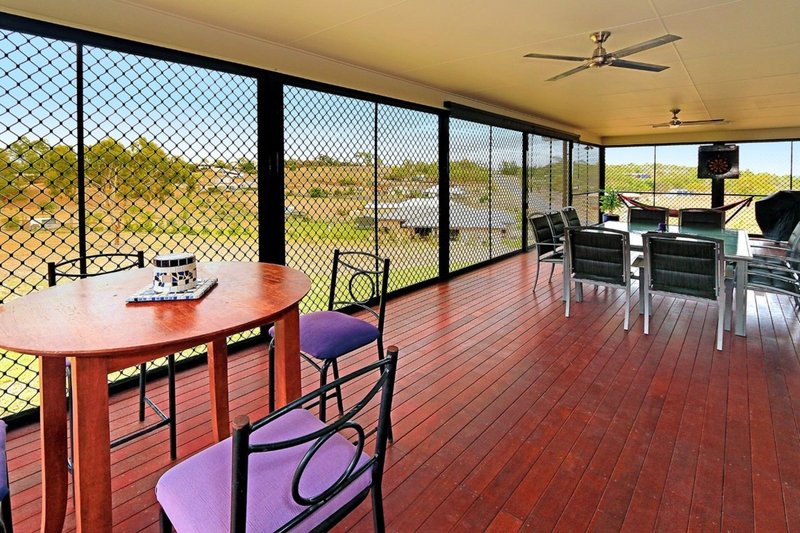 Photo - 124 Constance Avenue, Rockyview QLD 4701 - Image 14