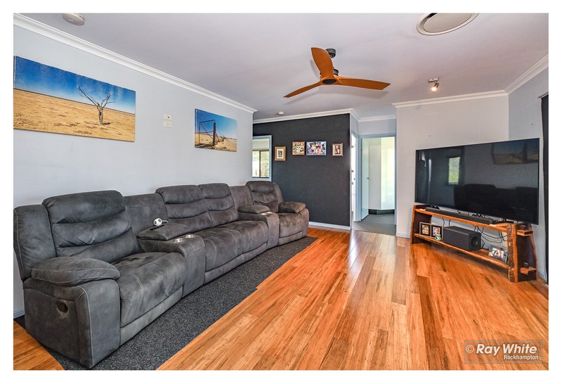 Photo - 124 Constance Avenue, Rockyview QLD 4701 - Image 10