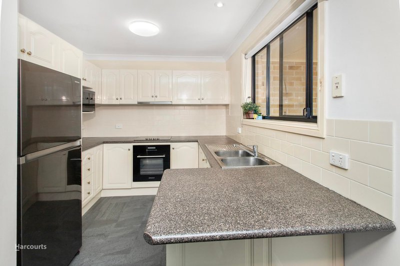 Photo - 1/24 Coolabah Road, Dapto NSW 2530 - Image 4