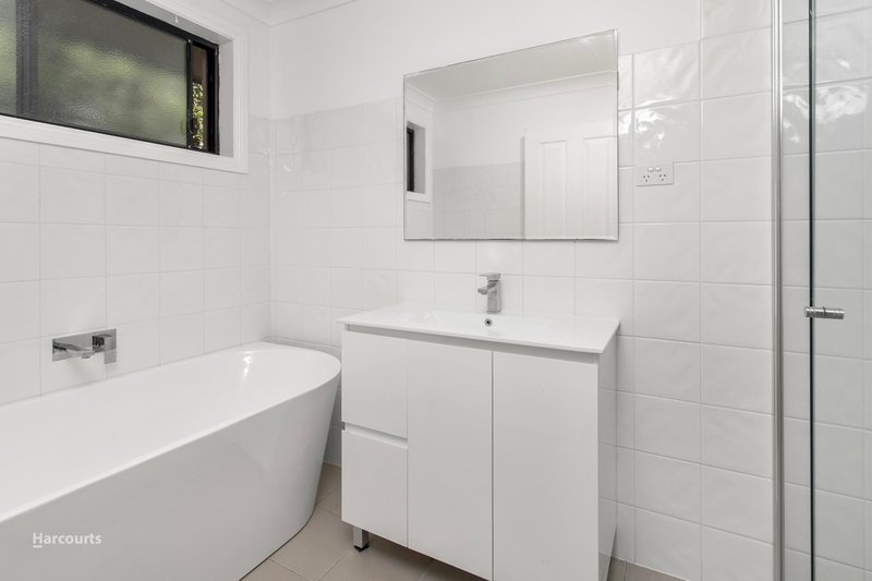 Photo - 1/24 Coolabah Road, Dapto NSW 2530 - Image 8
