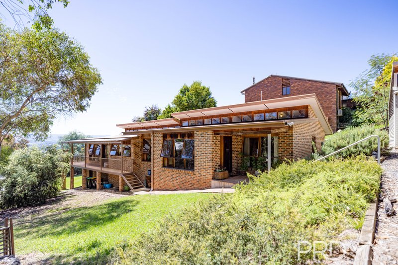 Photo - 124 Dalhunty Street, Tumut NSW 2720 - Image 3