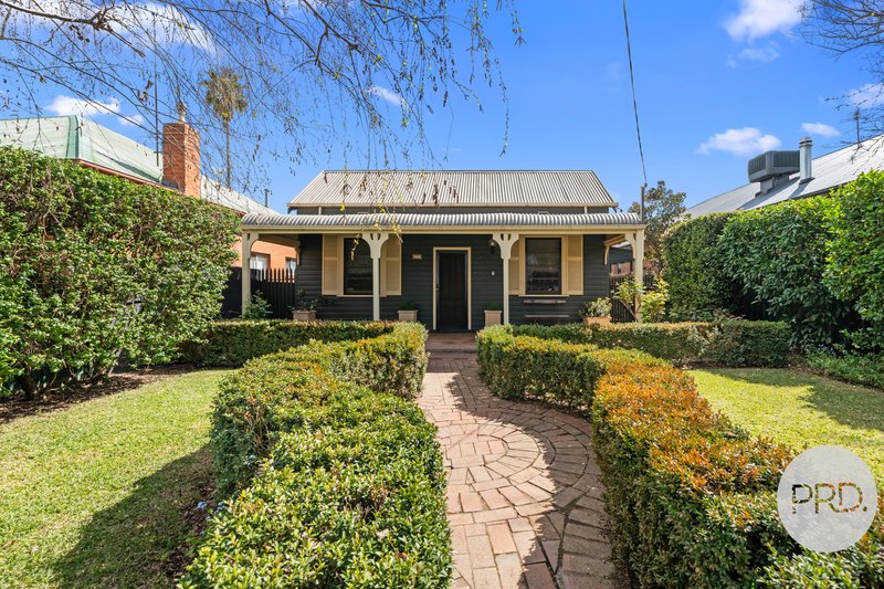 Photo - 124 Docker Street, Wagga Wagga NSW 2650 - Image 1