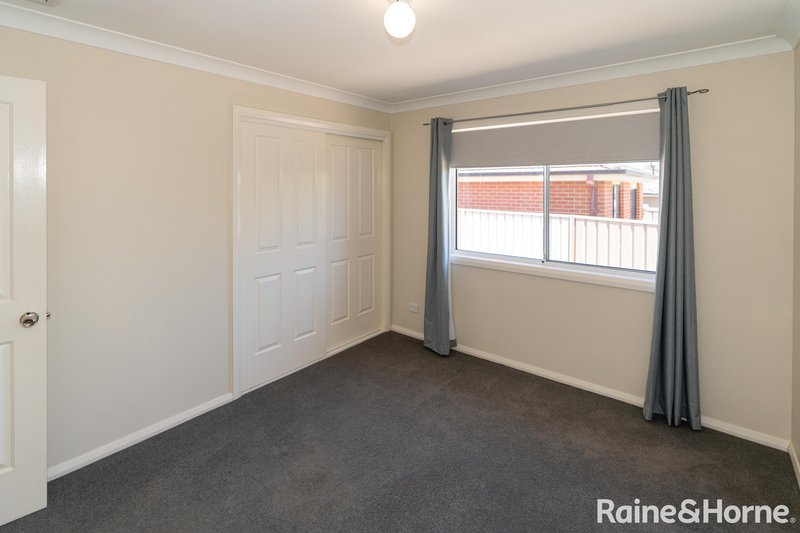 Photo - 1/24 Dove Street, Mount Austin NSW 2650 - Image 8