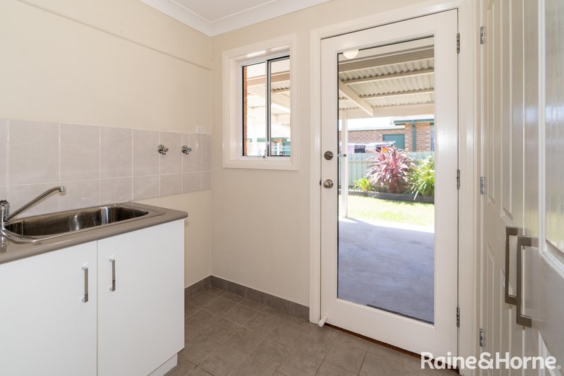 Photo - 1/24 Dove Street, Mount Austin NSW 2650 - Image 10