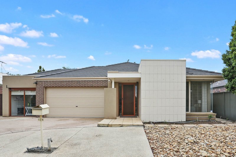 124 Eastlakes Boulevard, Lara VIC 3212