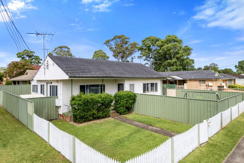 1/24 Eton Road, Cambridge Park NSW 2747