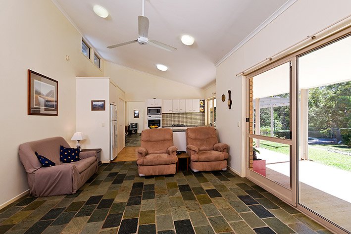 Photo - 124 Glenview Road, Palmview QLD 4553 - Image 11