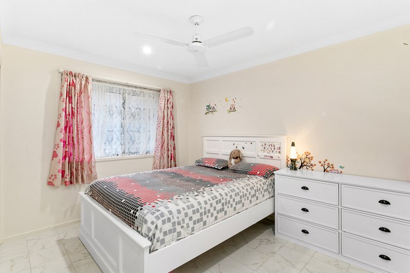 Photo - 124 Graham Road, Morayfield QLD 4506 - Image 11