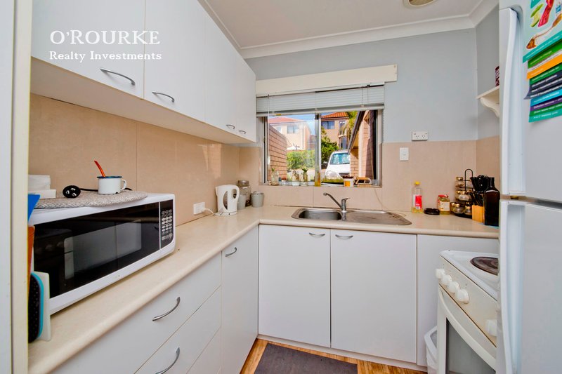 Photo - 1/24 Hastings Street, Scarborough WA 6019 - Image 4